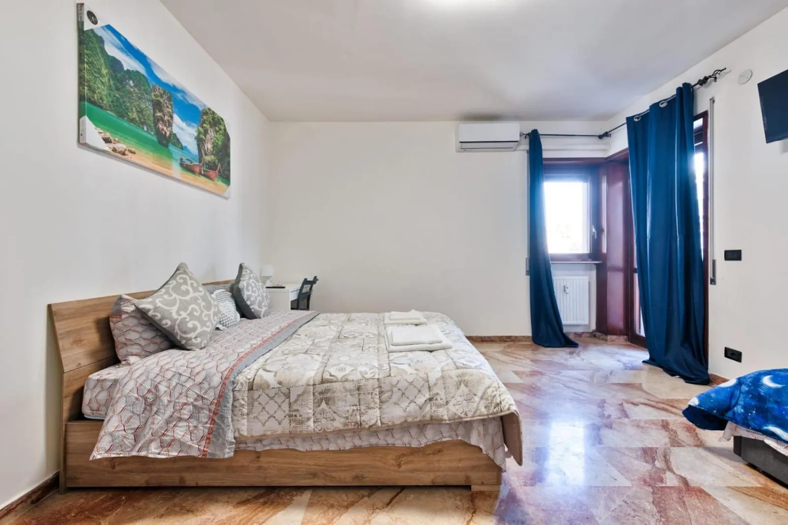 招待所 Easy Downtown Inn - Private Room With Shared Bathroom 威尼斯 意大利